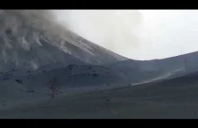 Bomba lawowa tocząca się z wulkan (La Palma)
