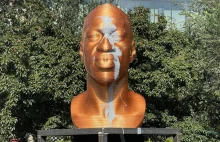 Aktor Micah Beals oskarżony o zniszczenie posągu George'a Floyda