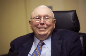 Miliarder Charlie Munger chce budowy akademika niemal bez okien