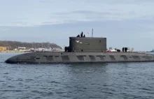 Okręt podwodny ORP Orzeł już jest w Stoczni Wojennej.