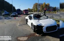 Wypadek Audi R8 V10. Kobieta nie opanowała ponad 500 koni mechanicznych.