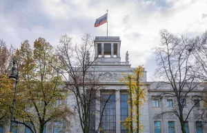 Dyplomata wypadł z okna rosyjskiej ambasady w Berlinie.