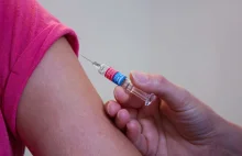 Niemcy: 12-latka zmarła 2 dni po szczepieniu. Są wstępne wyniki sekcji