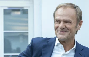 Tusk do Morawieckiego: Nie myśl, jak zarobić na dramatach uchodźców