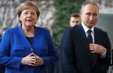 Putin zaprosił Merkel do nawiązania bezpośredniego dialogu między UE a Mińskiem
