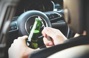 Za kilka lat pijani kierowcy nie będą mogli uruchomić swojego samochodu w USA