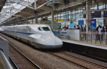 Japonia: Maszyniście potrącono z pensji za minutowe opóźnienie pociągu....
