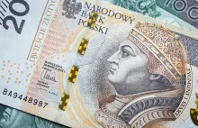 Złoty szoruje po dnie. Dolar, euro i frank szwajcarski rekordowo drogie