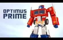Optimus Prime - samo transformujący się robot [ENG]
