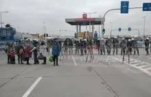 Białoruś wpuściła właśnie setki migrantów na przejście graniczne z Polską