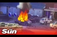 Nagranie z wybuchu taksówki przed szpitalem w Liverpool