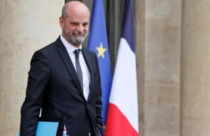 Nowy minister edukacji Francji walczy z "wokeizmem".