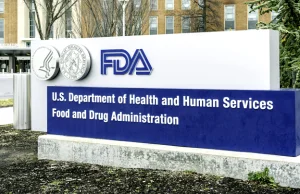 FDA prosi sędziego o czekanie do 2076 na udostępnienie danych szczepionki Pfizer