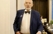 Demencja czy głupota? Korwin-Mikke jak Kurdej-Szatan