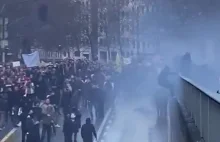 Bruksela. Zaczyna się regularna walka z protestującymi.