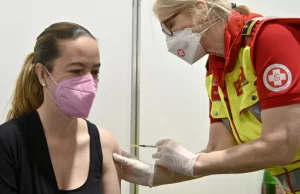 Austria: 1450€ kary za brak trzeciej dawki, 3600€ za odmowę szczepienia