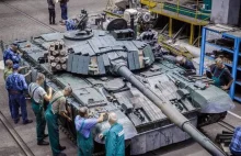 W cieniu amerykańskich czołgów umiera polski zakład pancerny