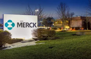 Lek na Covid-19 firmy Merck mniej skuteczny, niż sądzono