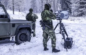 Wysoka moc LRAD przywoła do porządku