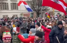 Austria. Protesty przeciwko lockdownowi i obowiązkowym szczepieniom