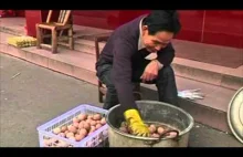 Jaja w moczu to przysmak w Chinach