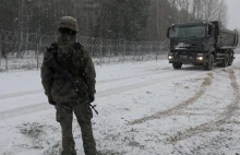 Służby białoruskie niszczyły zaporę na granicy z Polską