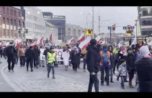 Dolnośląski protest Wolnych Polaków antyszczepionkowcy protestowali we Wrocławiu