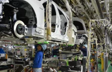 Toyota wstrzymuje produkcję w Japonii. Przestoje uderzą w Lexusa i Land...