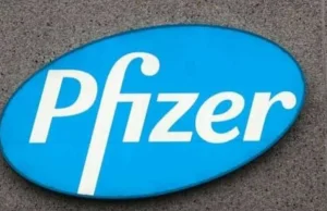 Pfizer miał płacić ekspertom by ci kłamali na temat szczepionki Astry Zeneki