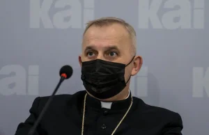 Bp Suchodolski: po pandemii młodzież nie wraca do Kościoła