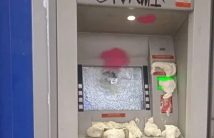 Anarchiści szczycą się zniszczeniem bankomatu i biletomatu we Wrocławiu