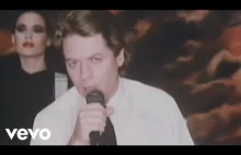 Robert Palmer - Addicted To Love (Official Music Video)