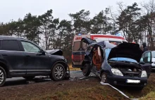 Wypadek trzech aut osobowych w Uniejowie