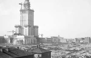 Nieznane zdjęcia Warszawy z lat 50. To kolekcja fotografa Adolfa Duszka