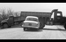 Sowiecki film instruktażowy jak prowadzić pościgi samochodowe.
