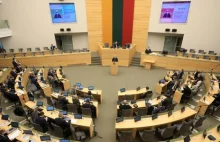 Litwa: Posłowie wejdą do Sejmu tylko z paszportem covidowym