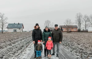 Ziemi pod lotnisko nie oddamy - odgraża się rolnik ze wsi do wysiedlenia pod CPK