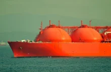 30 amerykańskich tankowców z LNG płynie do Europy