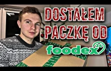 Rozpakowuje paczkę od FOODEX24 z Ukraińskimi produktami.