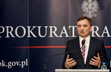 Badanie: Praworządność w Polsce znika. Zaufanie do sądów takie jak w PRL-u