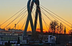 Narodowcy mają nowy pomysł. Chcą nazwania wielkiego mostu imieniem Romana...