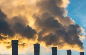 Komisja Europejska o handlu emisjami CO2: Nie ma dowodów na manipulacje