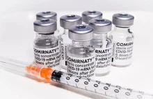 Prawdą jest, że obecnie w USA nie ma zatwierdzonej szczepionki przeciwko COVID19