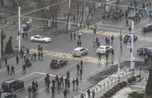 Zamieszki w Kazachstanie. Żołnierze strzelają do protestujących.