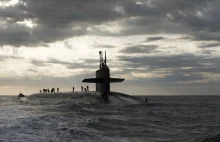 Rosyjskie okręty podwodne nadaktywne wokół kabli. Zabraknie Internetu?
