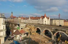 Stał w Krakowie od 1863 roku. Rozebrano wiadukt przy ul. Grzegórzeckiej