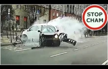 Wypadek na skrzyżowaniu w Warszawie - 10.01.2022