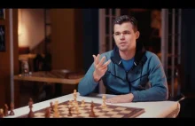 Magnus Carlsen rozpoznaje historyczne partie szachów po samym ustawieniu figur.