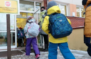 Co piąty nauczyciel z niższą pensją. Oto efekty Polskiego Ładu