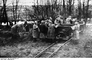 Więźniarki z Ravensbrück - piekło żeńskiego obozu koncentracyjnego
